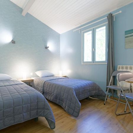 Chambre d'hôtes de charme à la Maison Bleue Savignac-Mona Exterior foto
