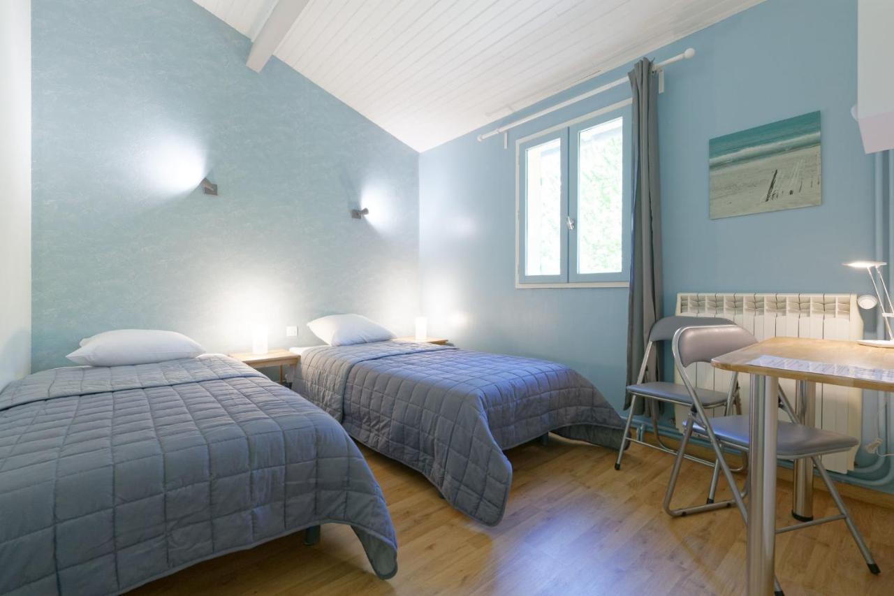 Chambre d'hôtes de charme à la Maison Bleue Savignac-Mona Exterior foto